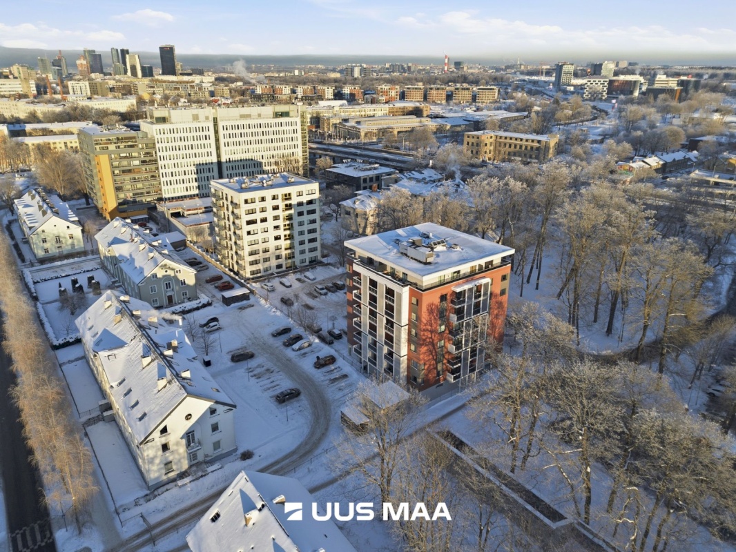 Tallinn, Kesklinna linnaosa, Pärnu mnt 104a