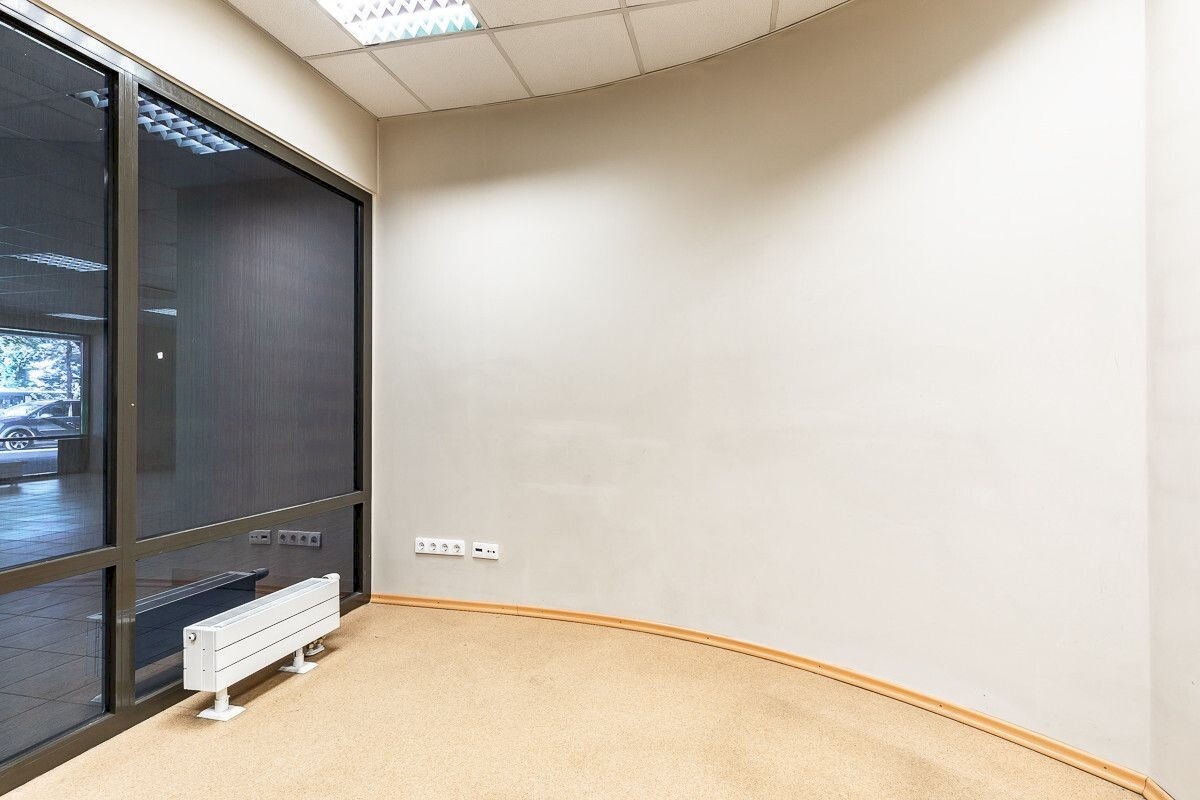 Tallinn, Kesklinna linnaosa, Veerenni tn 15