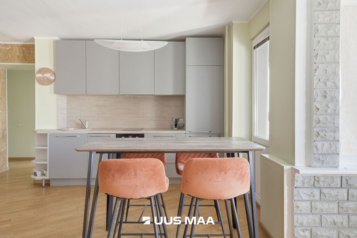 Tallinn, Kesklinna linnaosa, Pronksi 6