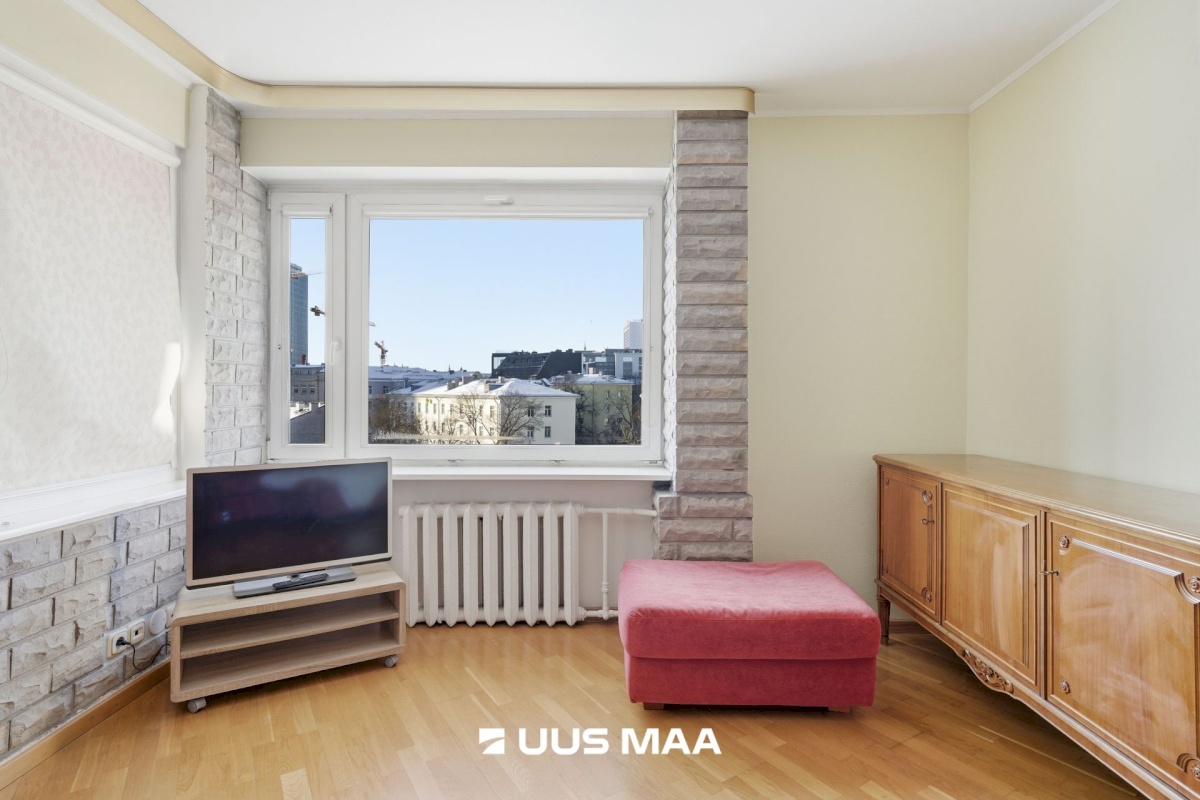 Tallinn, Kesklinna linnaosa, Pronksi 6