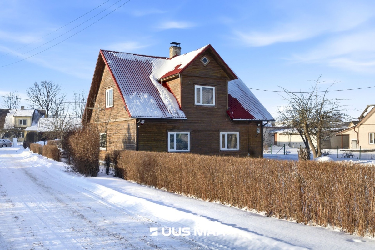 Jõhvi vald, Jõhvi linn, A. H. Tammsaare tn 21