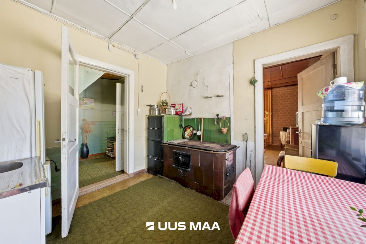 Jõhvi vald, Jõhvi linn, A. H. Tammsaare tn 21