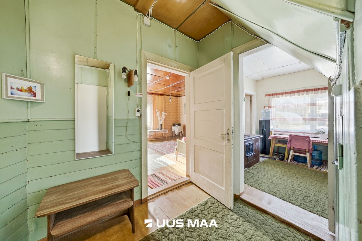 Jõhvi vald, Jõhvi linn, A. H. Tammsaare tn 21