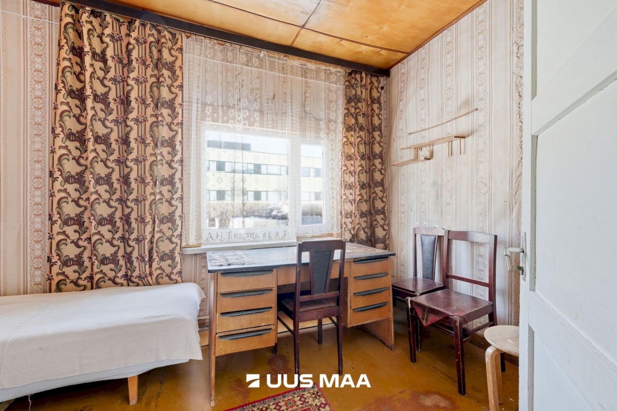 Jõhvi vald, Jõhvi linn, A. H. Tammsaare tn 21