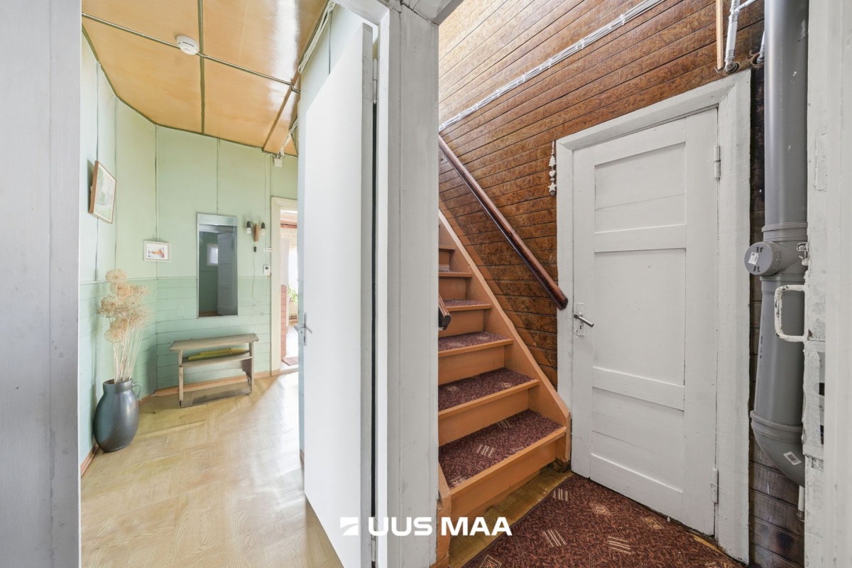 Jõhvi vald, Jõhvi linn, A. H. Tammsaare tn 21