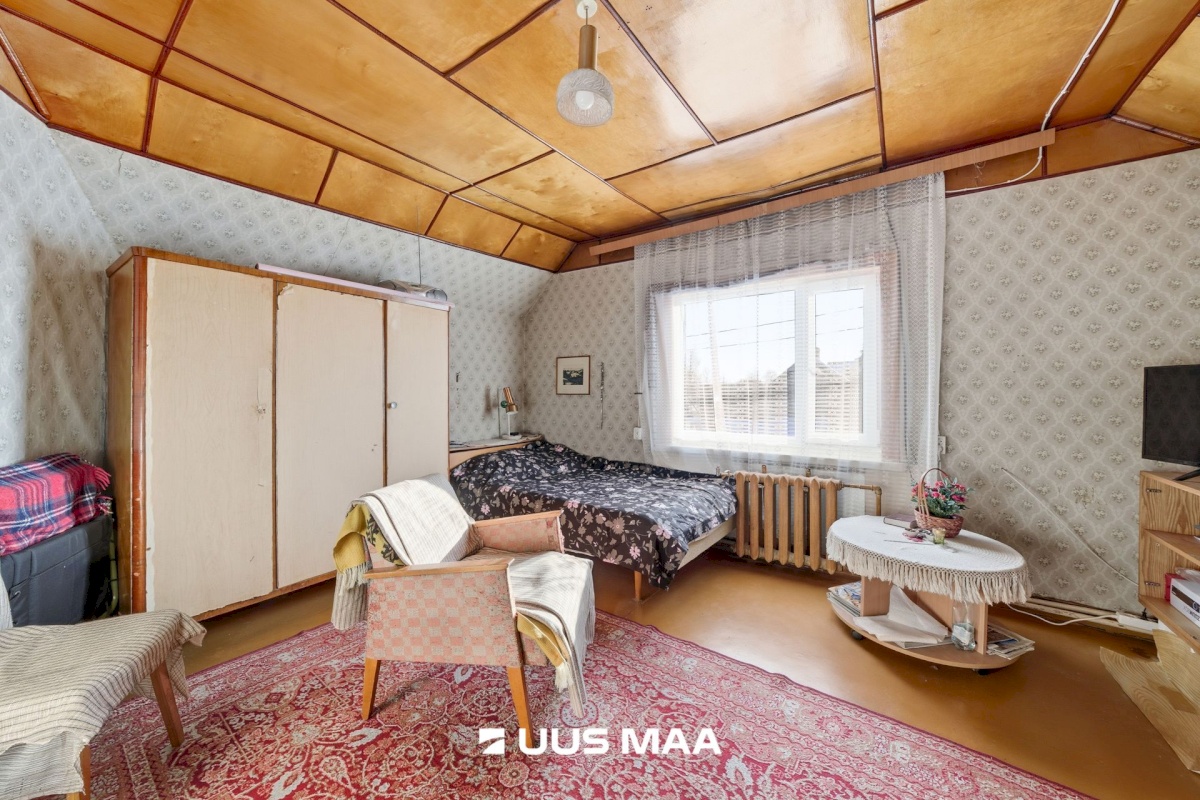 Jõhvi vald, Jõhvi linn, A. H. Tammsaare tn 21