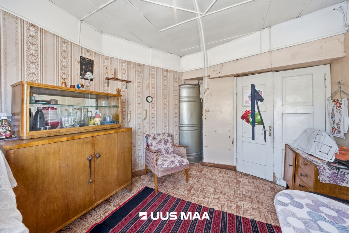 Jõhvi vald, Jõhvi linn, A. H. Tammsaare tn 21