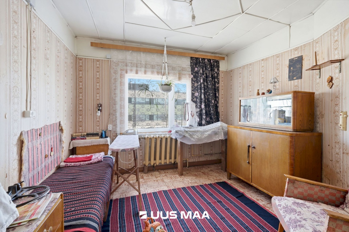 Jõhvi vald, Jõhvi linn, A. H. Tammsaare tn 21