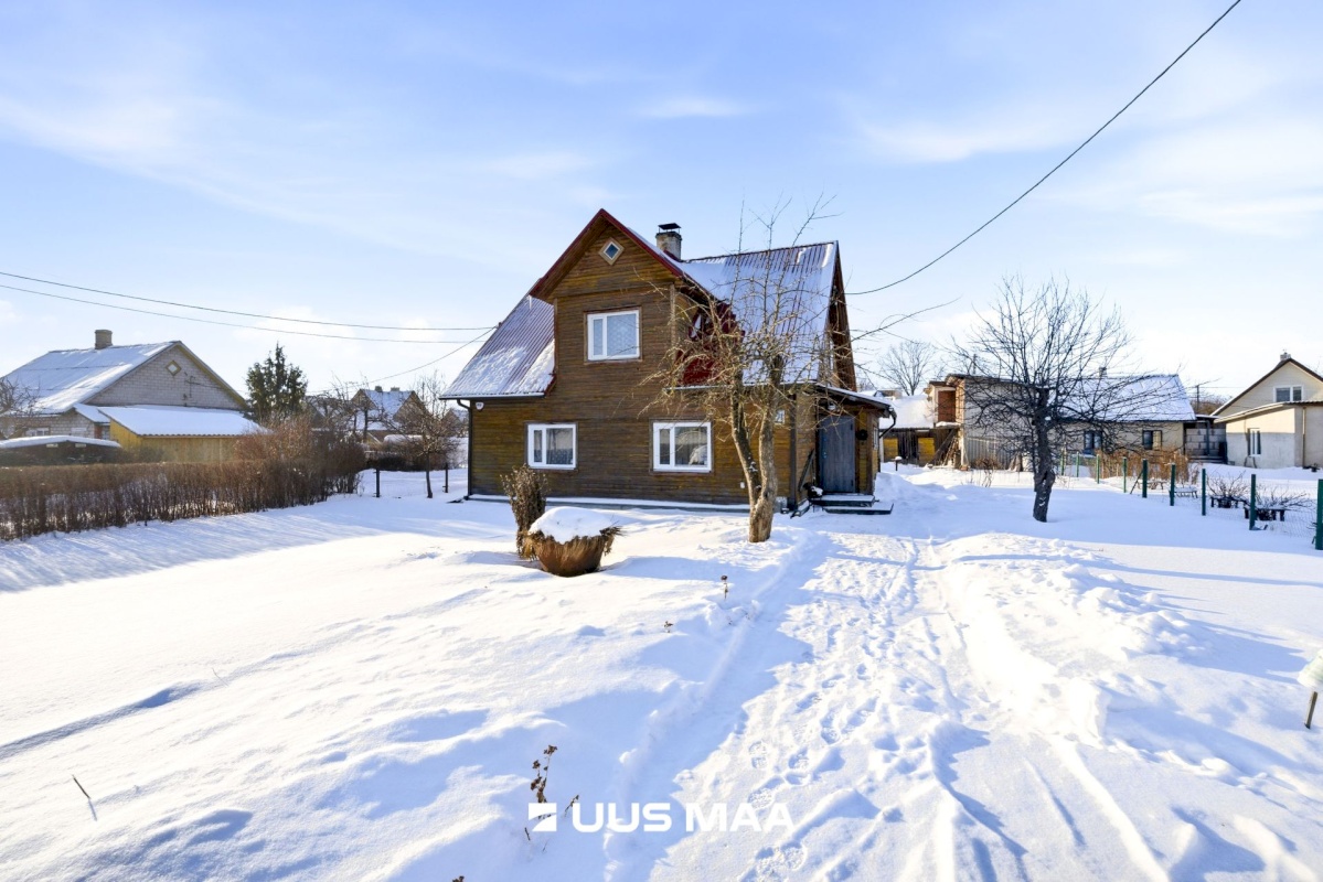 Jõhvi vald, Jõhvi linn, A. H. Tammsaare tn 21