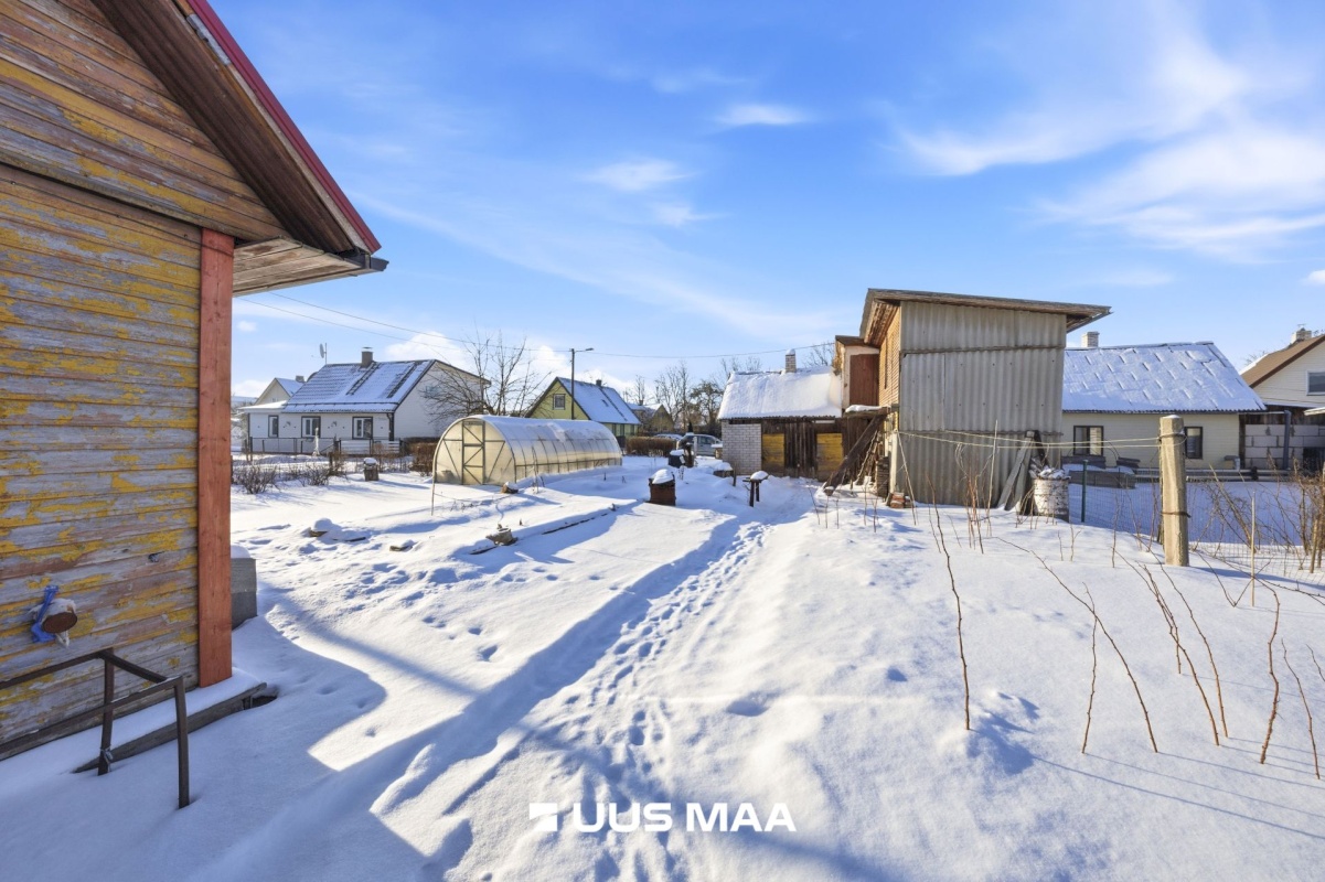 Jõhvi vald, Jõhvi linn, A. H. Tammsaare tn 21