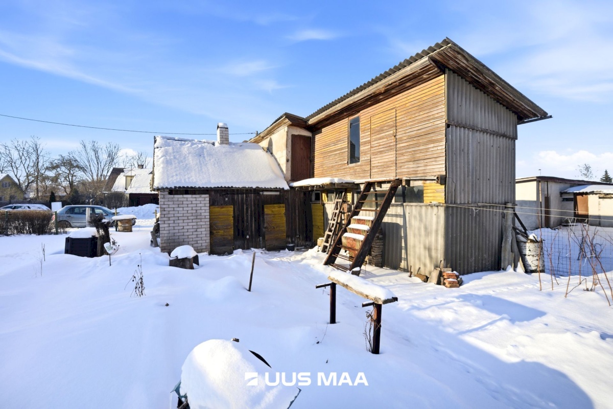 Jõhvi vald, Jõhvi linn, A. H. Tammsaare tn 21