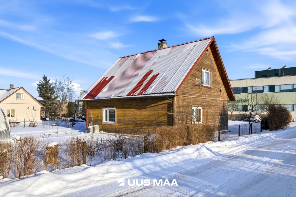 Jõhvi vald, Jõhvi linn, A. H. Tammsaare tn 21