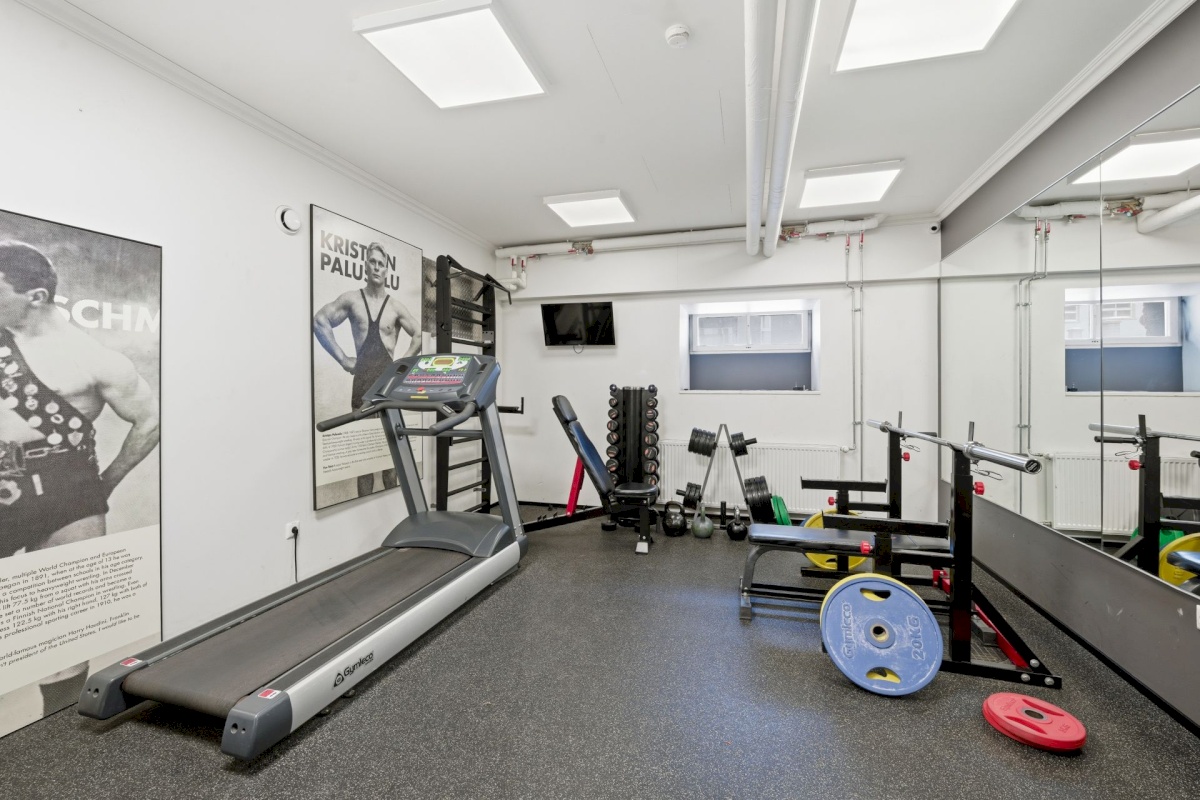 Tallinn, Kesklinna linnaosa, Narva mnt 40