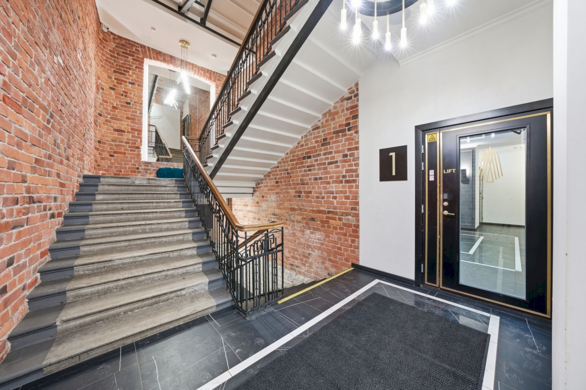 Tallinn, Kesklinna linnaosa, Narva mnt 40