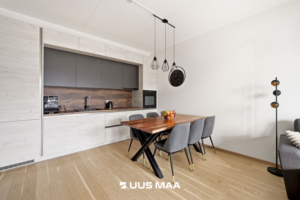 Saku vald, Saku alevik, Juubelitammede tee 15a