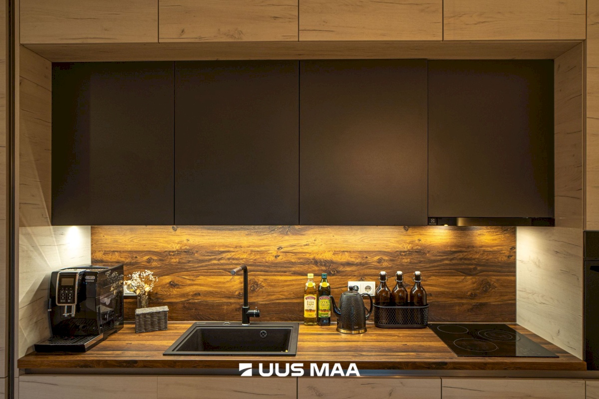 Saku vald, Saku alevik, Juubelitammede tee 15a