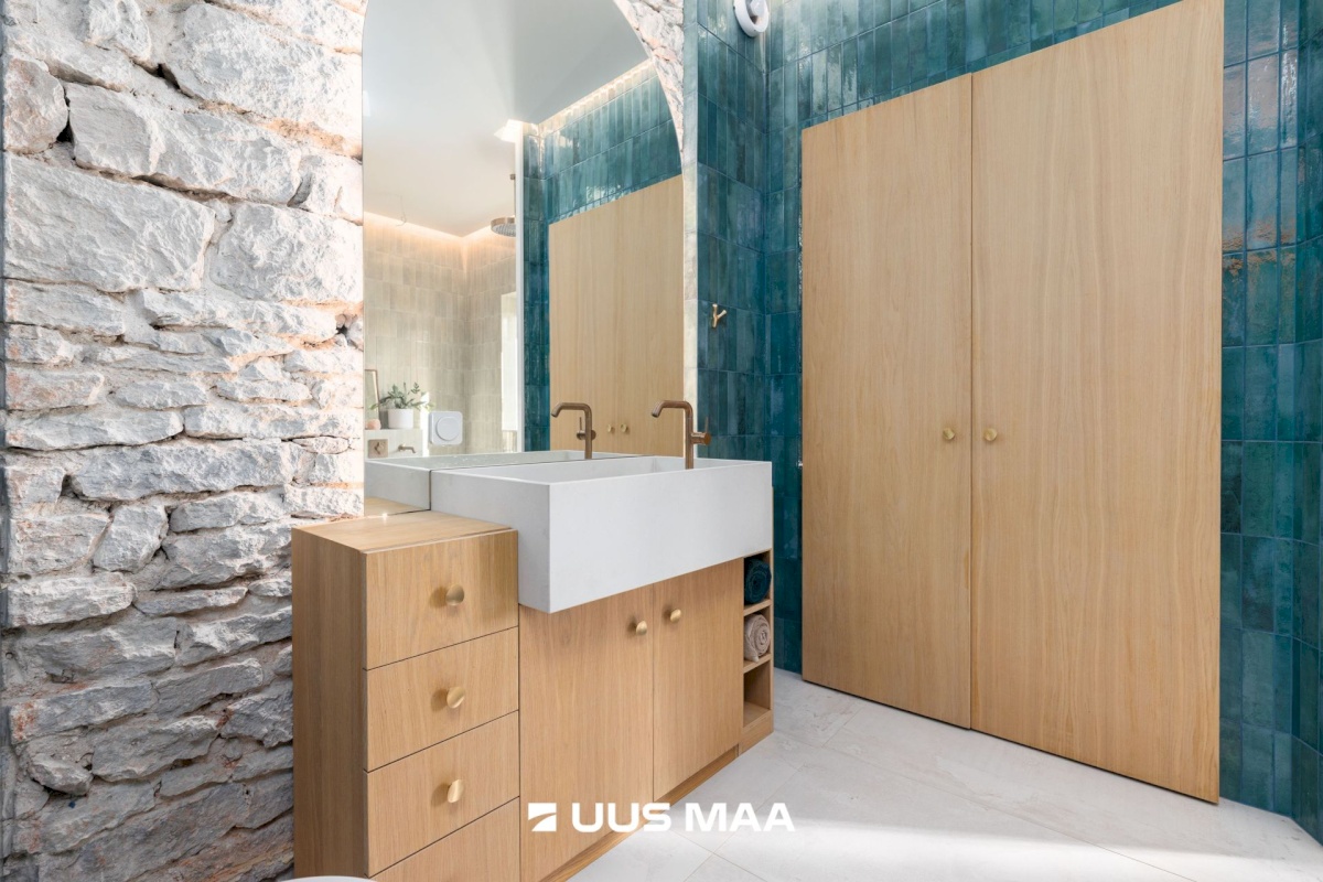 Tallinn, Põhja-Tallinna linnaosa, Põhja pst 11a