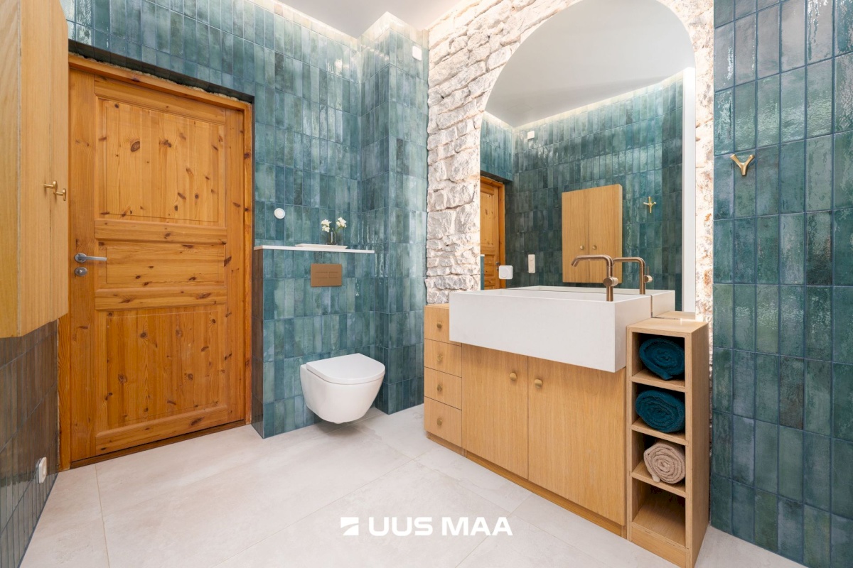 Tallinn, Põhja-Tallinna linnaosa, Põhja pst 11a