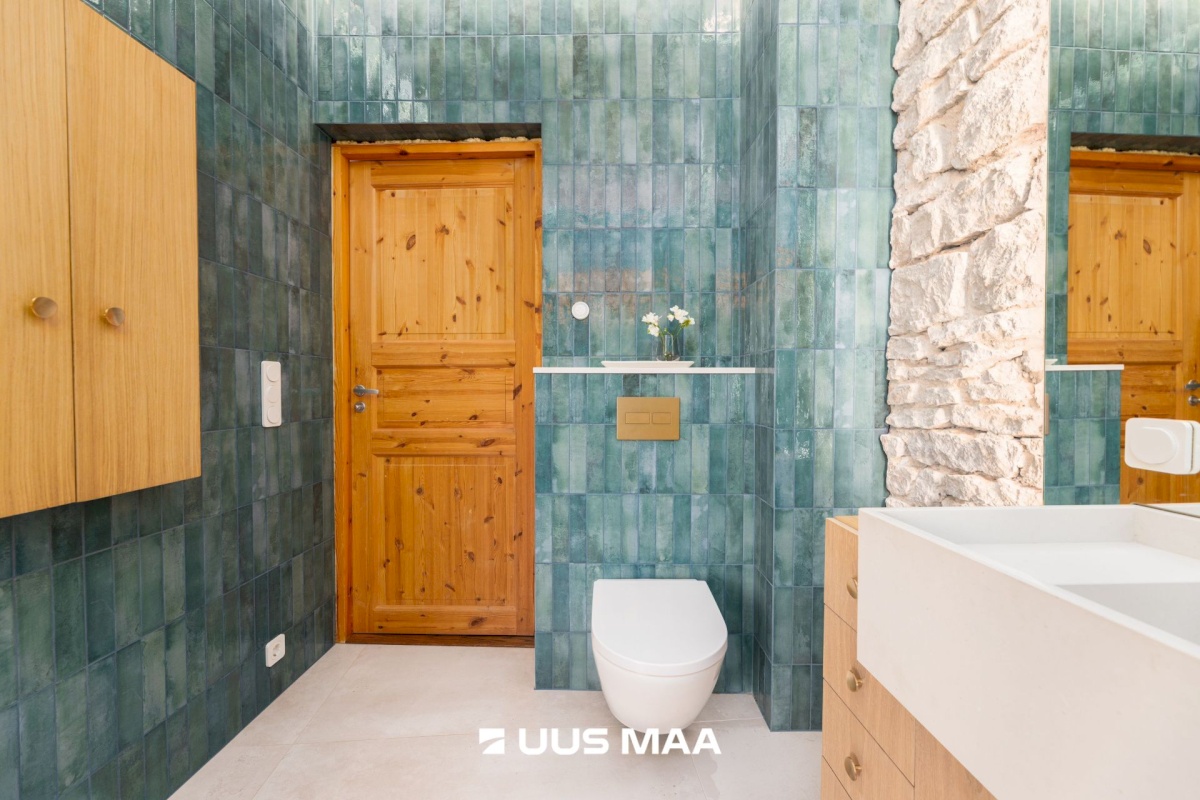 Tallinn, Põhja-Tallinna linnaosa, Põhja pst 11a