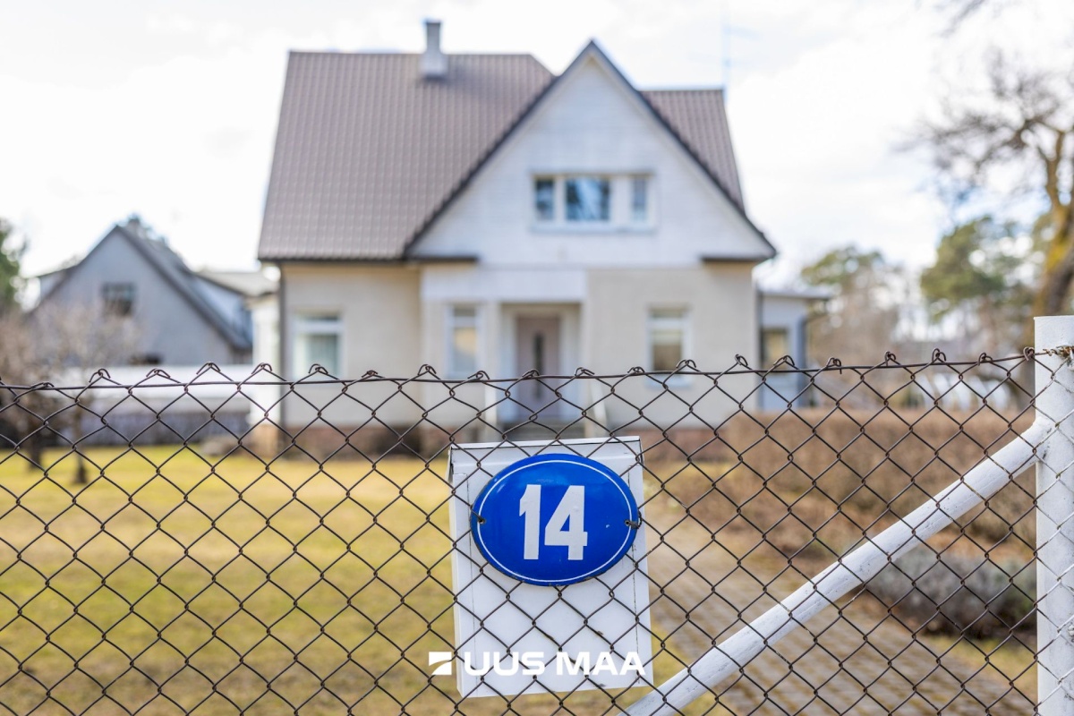 Raasiku vald, Aruküla alevik, Piiri tn 14