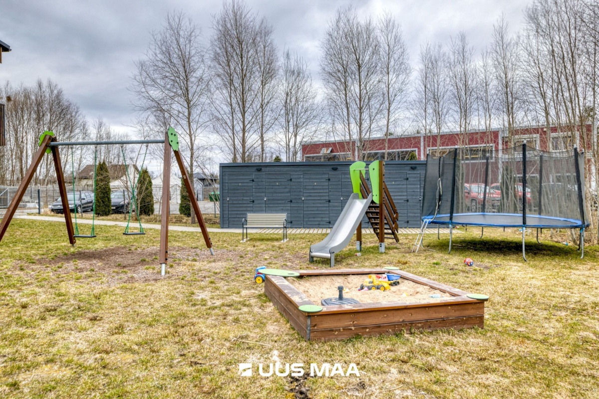 Kohila vald, Urge küla, Kiriku tee 4