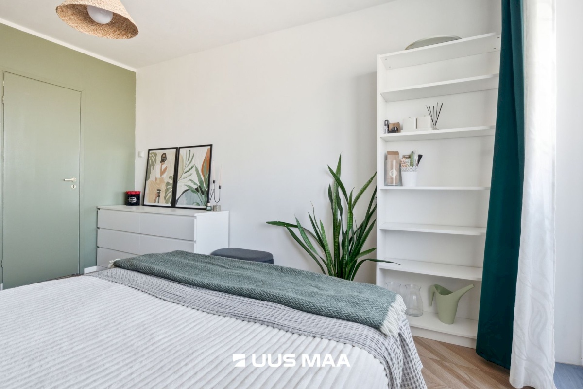 Tallinn, Mustamäe linnaosa, Sõpruse puiestee 196