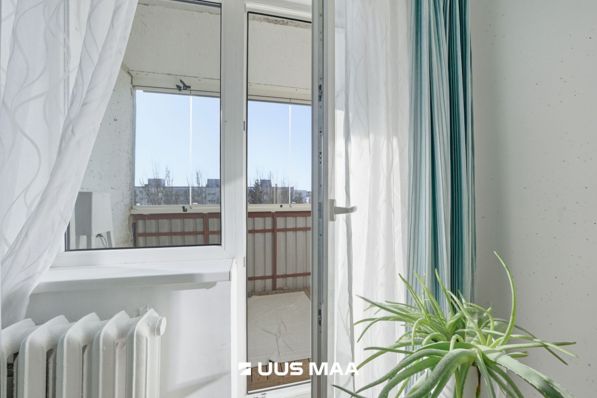 Tallinn, Mustamäe linnaosa, Sõpruse puiestee 196