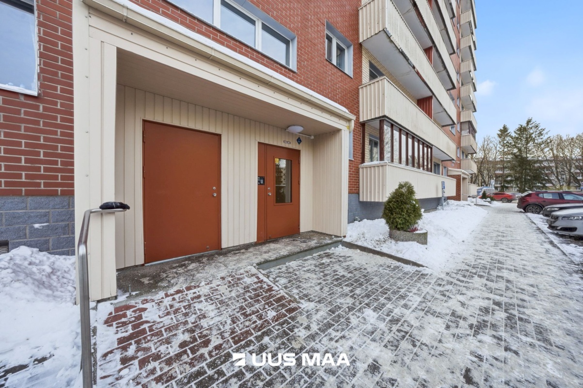 Tallinn, Mustamäe linnaosa, Sõpruse puiestee 196