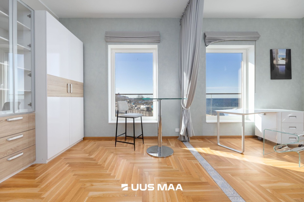 Tallinn, Kesklinna linnaosa, Kiikri tn 2/3