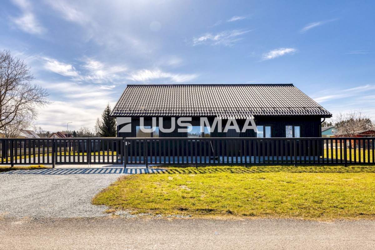 Kohila vald, Kohila alev, Raadiku tn 9