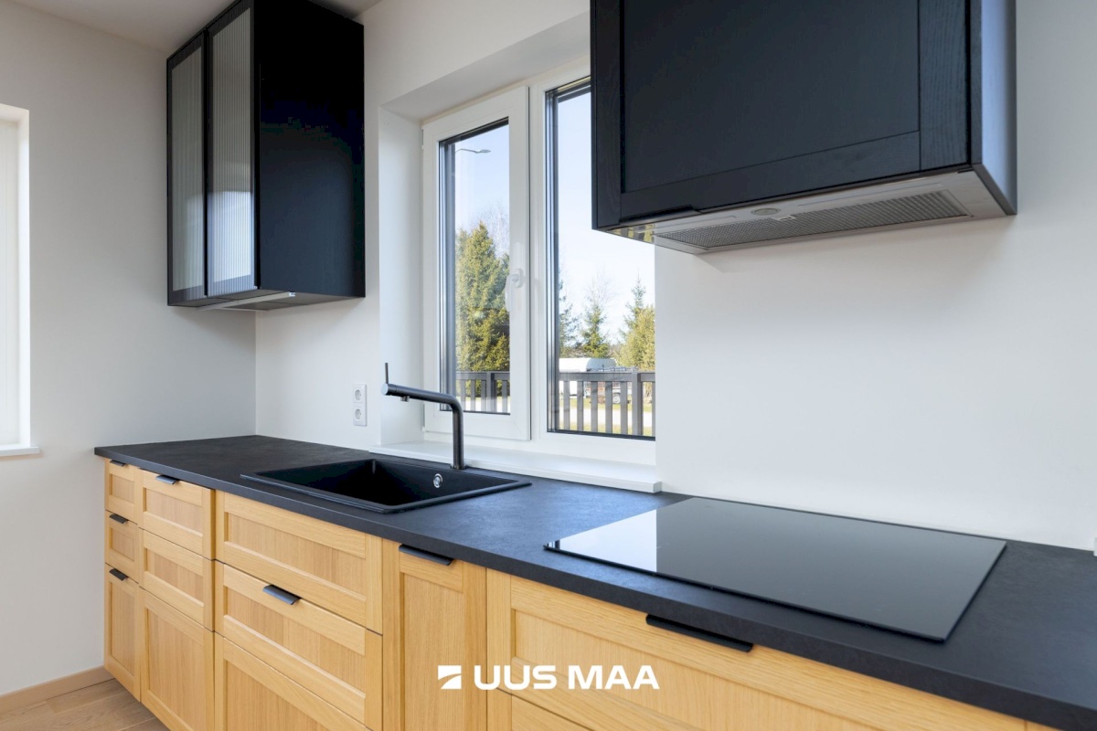 Kohila vald, Kohila alev, Raadiku tn 9