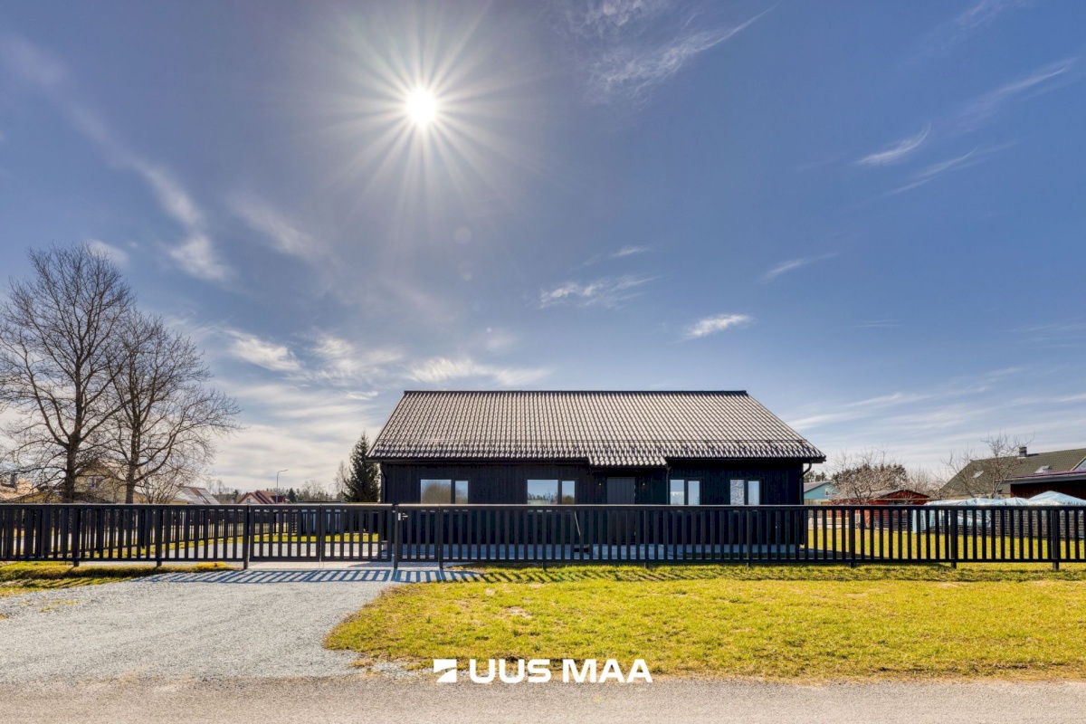 Kohila vald, Kohila alev, Raadiku tn 9