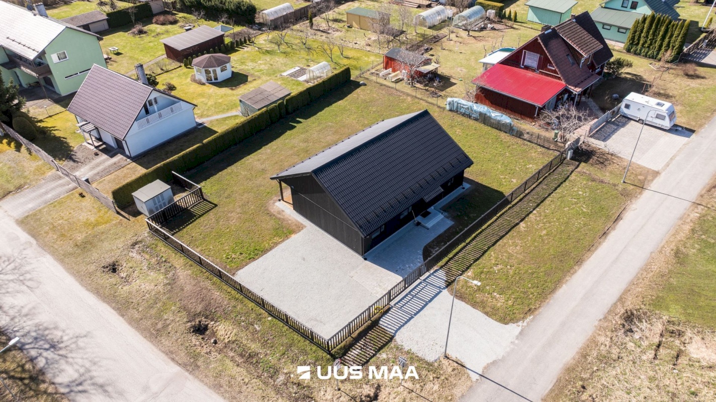 Kohila vald, Kohila alev, Raadiku tn 9