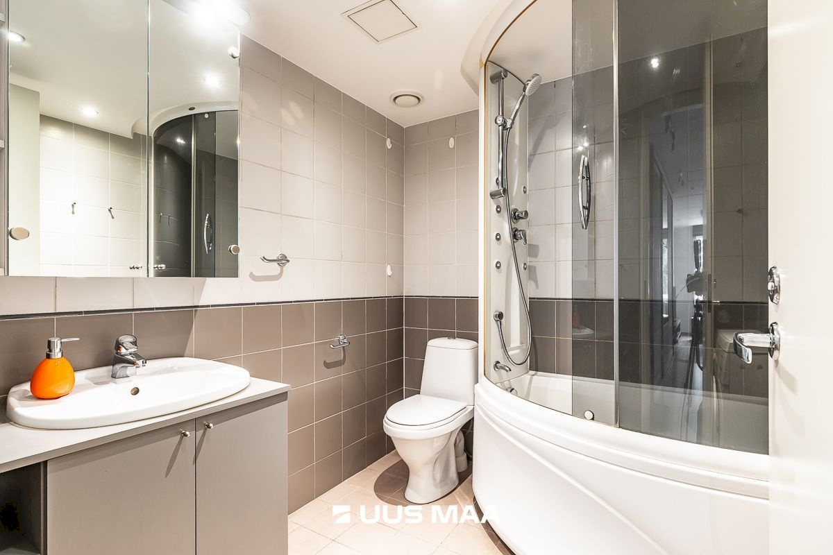 Tallinn, Kesklinna linnaosa, Kadriorg, J. Vilmsi tn 29