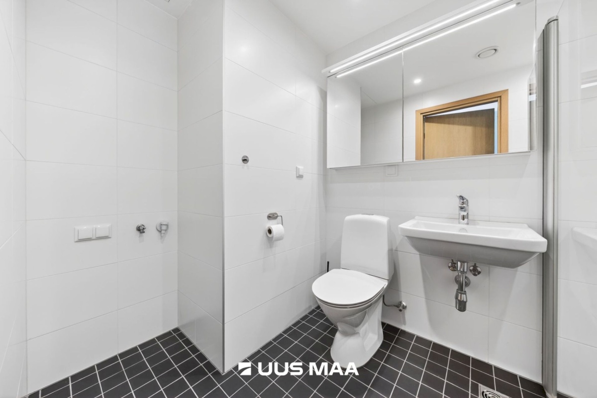 Tallinn, Mustamäe linnaosa, Heli tn 3/1