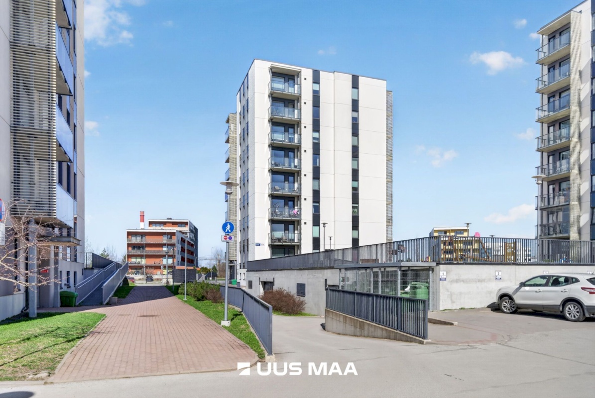 Tallinn, Mustamäe linnaosa, Heli tn 3/1