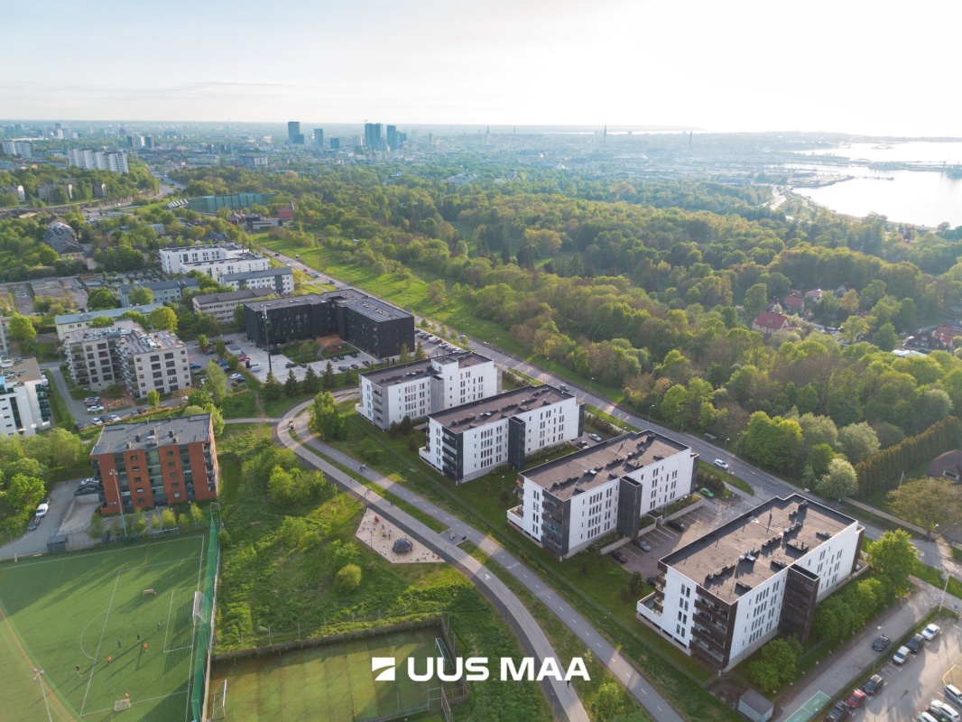 Tallinn, Lasnamäe linnaosa, Valge tn 18a