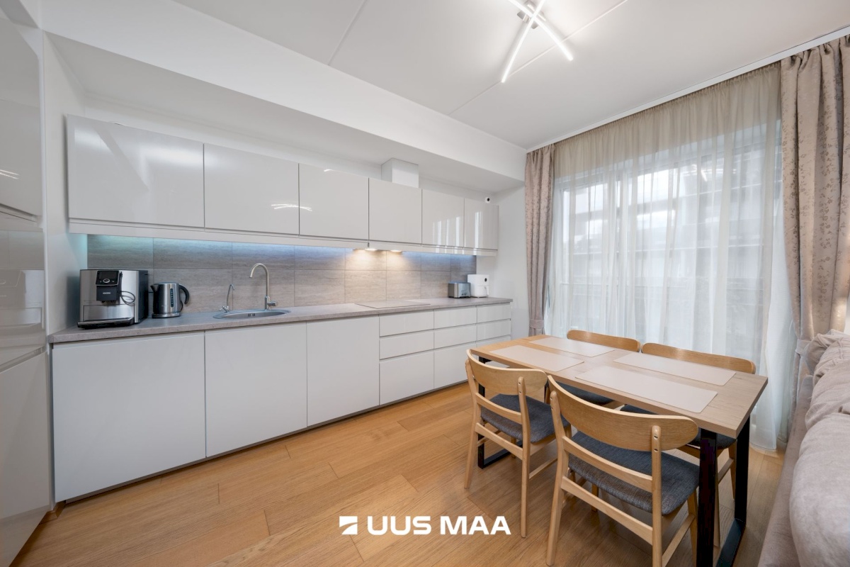 Tallinn, Mustamäe linnaosa, Kadaka, Kadaka tee 145