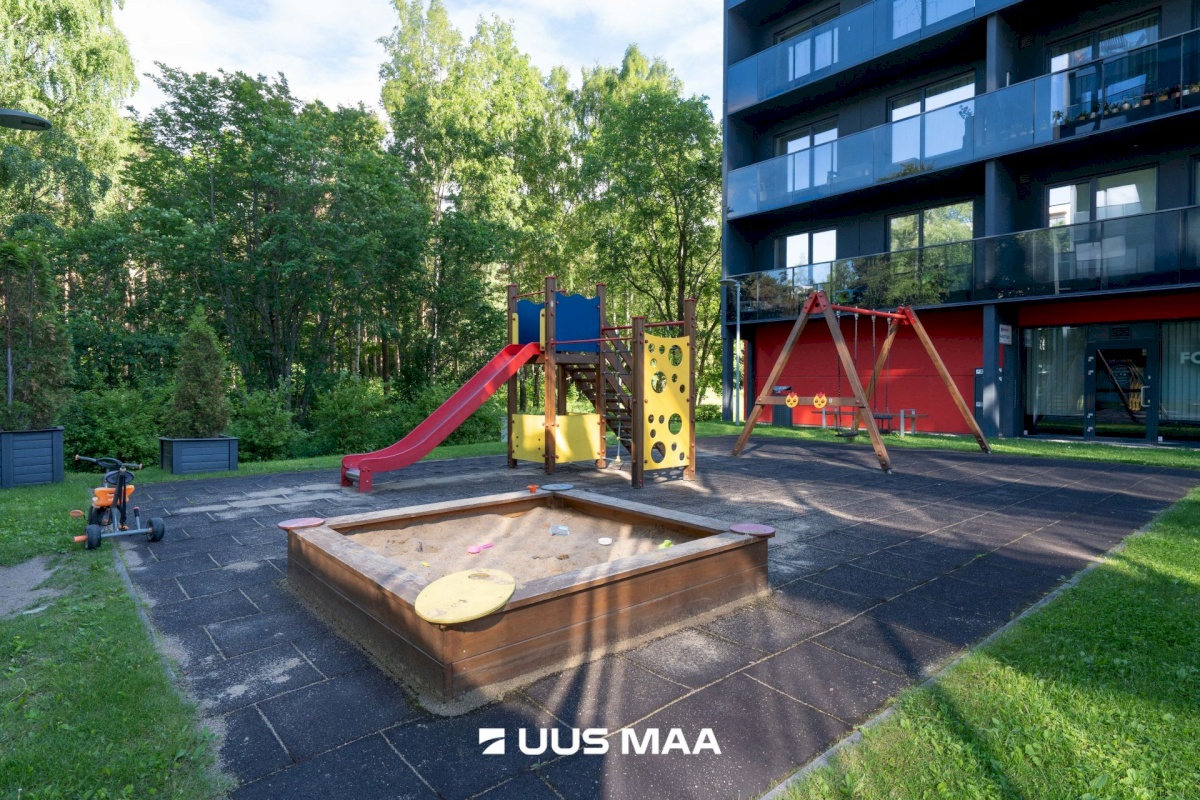 Tallinn, Mustamäe linnaosa, Kadaka, Kadaka tee 145