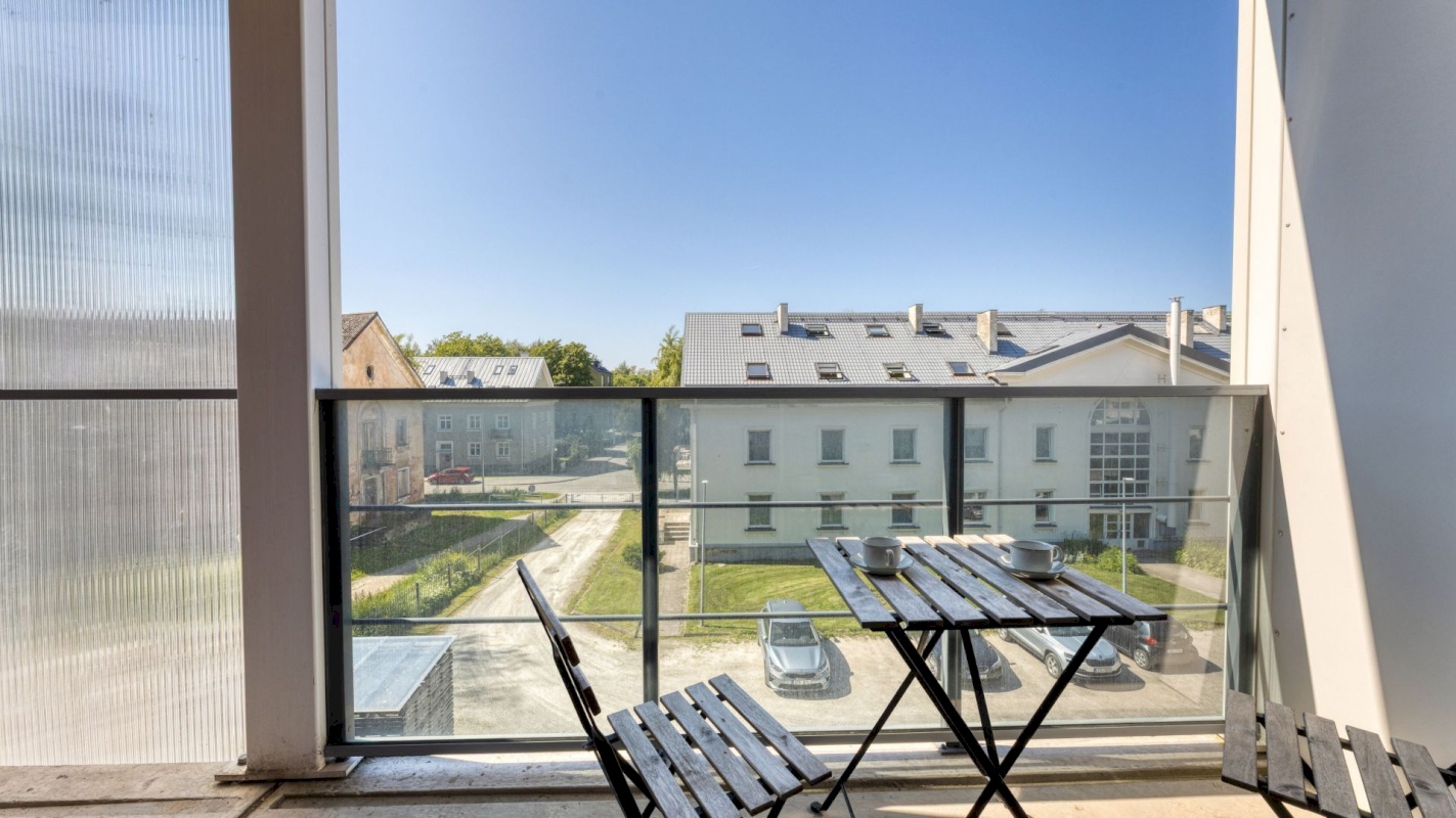 Tallinn, Kesklinna linnaosa, Pärnu mnt 104a