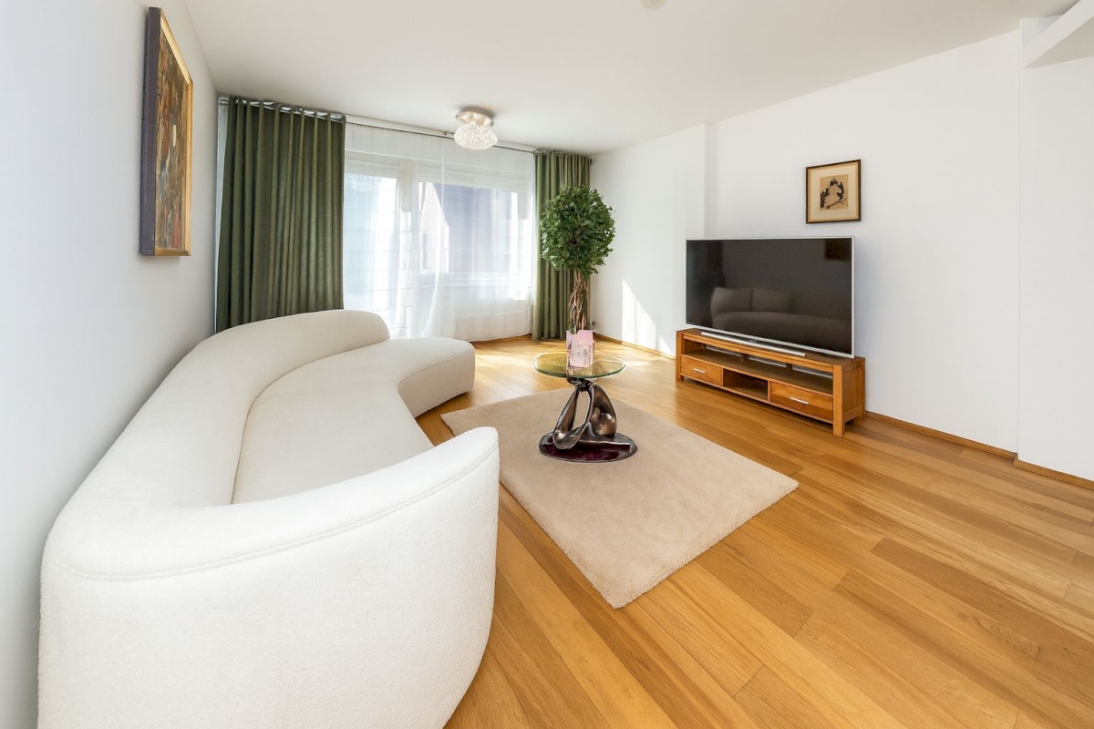 Tallinn, Põhja-Tallinna linnaosa, Suur-Patarei 2