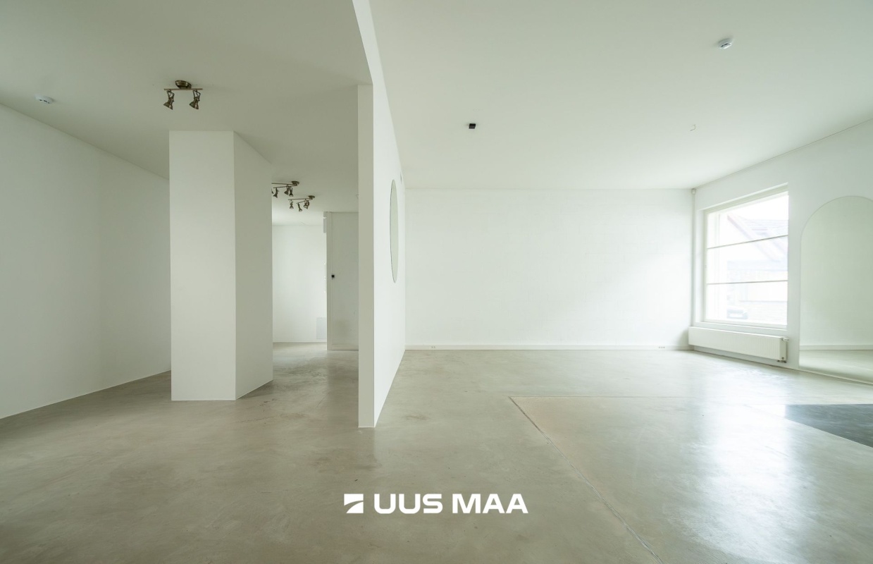 Saaremaa vald, Kuressaare linn, Kauba 7