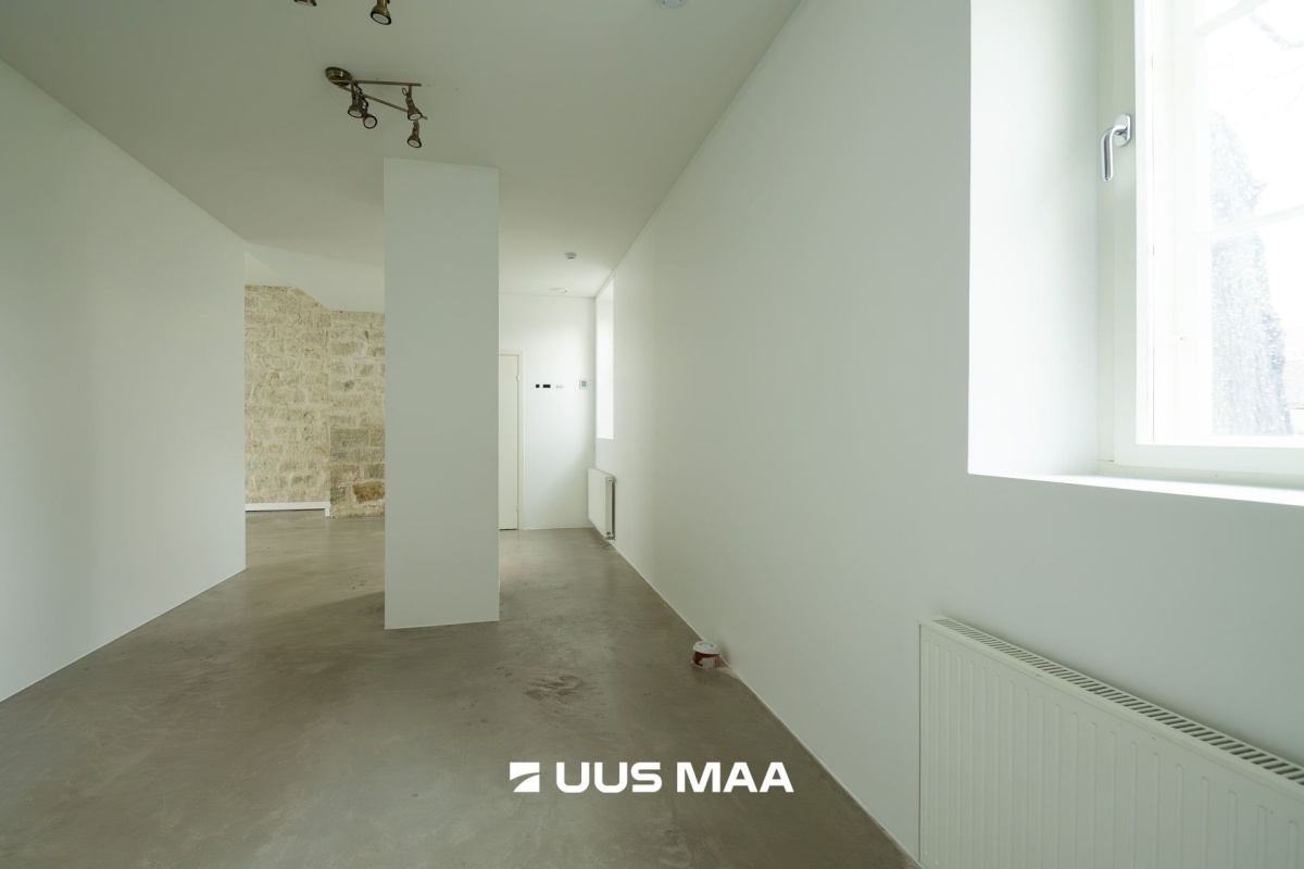 Saaremaa vald, Kuressaare linn, Kauba 7