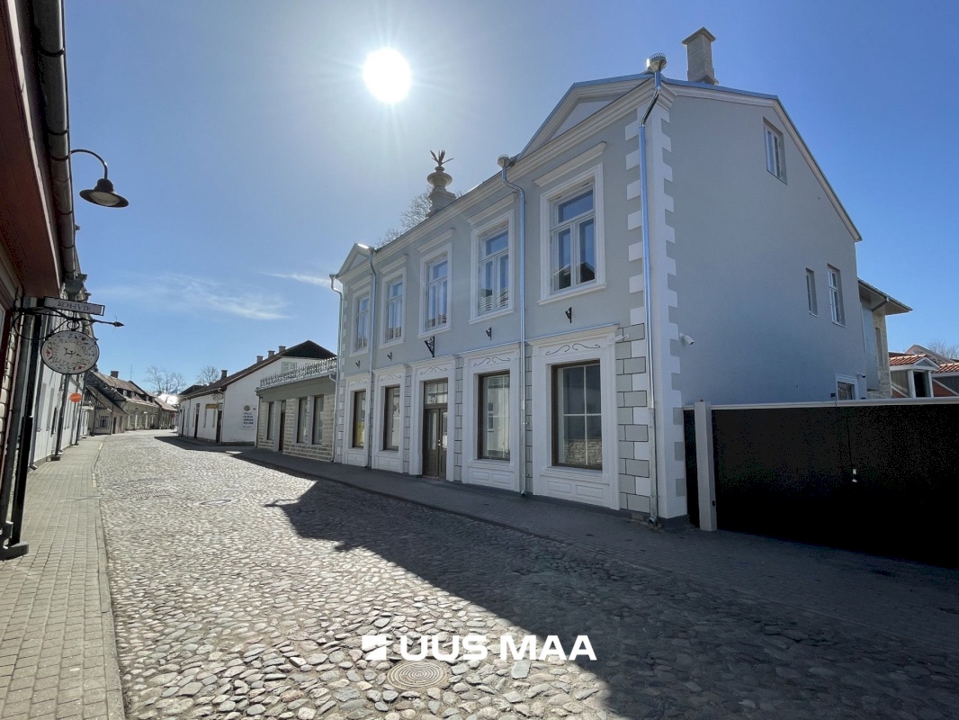 Saaremaa vald, Kuressaare linn, Kauba 7