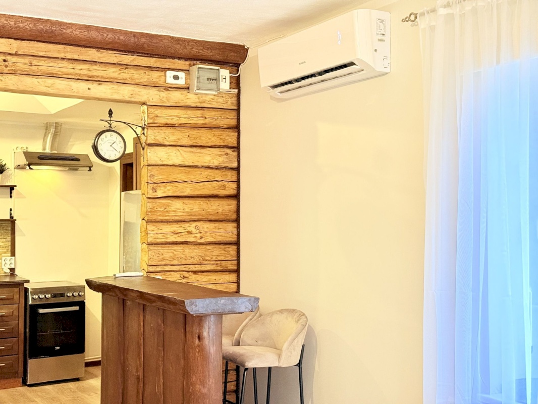 Pärnu linn, Pärnu linn, Kesklinn, Karjamaa tn 4