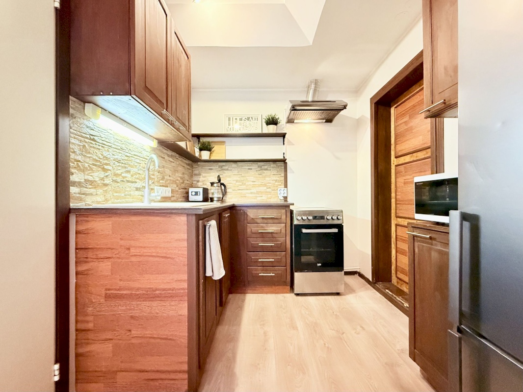 Pärnu linn, Pärnu linn, Kesklinn, Karjamaa tn 4