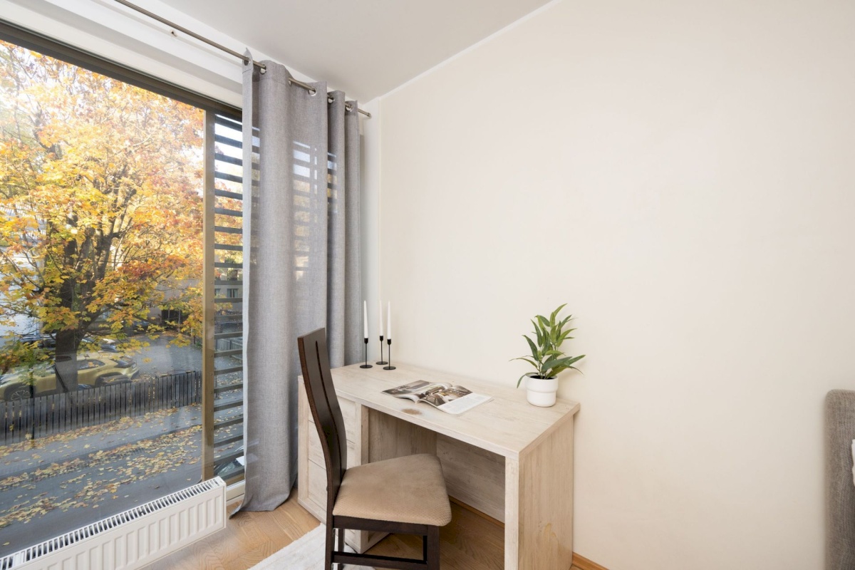 Tallinn, Kesklinna linnaosa, Kadriorg, Tina 1a