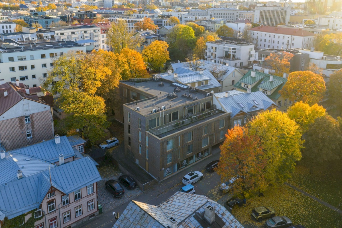 Tallinn, Kesklinna linnaosa, Kadriorg, Tina 1a