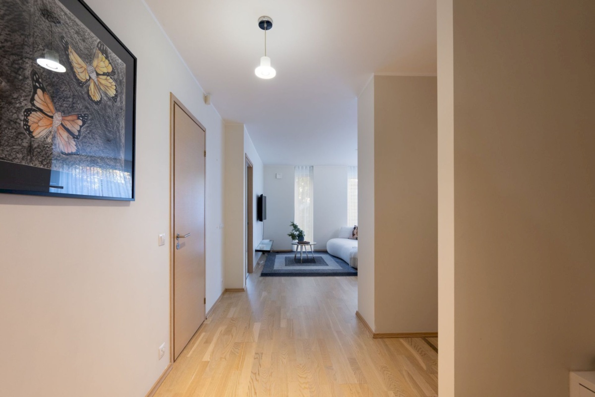 Tallinn, Kesklinna linnaosa, Kadriorg, Tina 1a