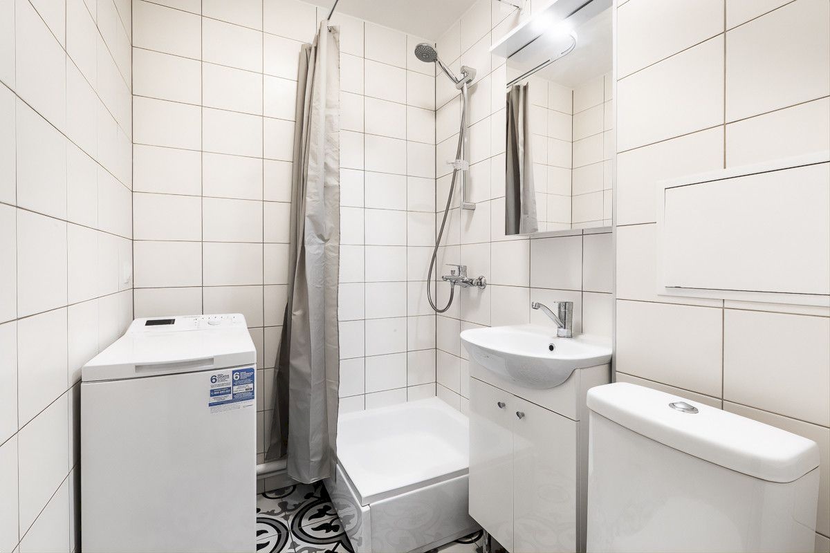 Tallinn, Mustamäe linnaosa, Akadeemia tee 60